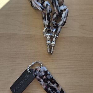 NWOT Coachtopia Bag Charm and Short Resin Strap
